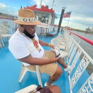 Meet your Posher, Melvin